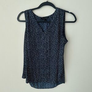 Banana Republic Blue And White Spot Patterned Blouse Tank Top